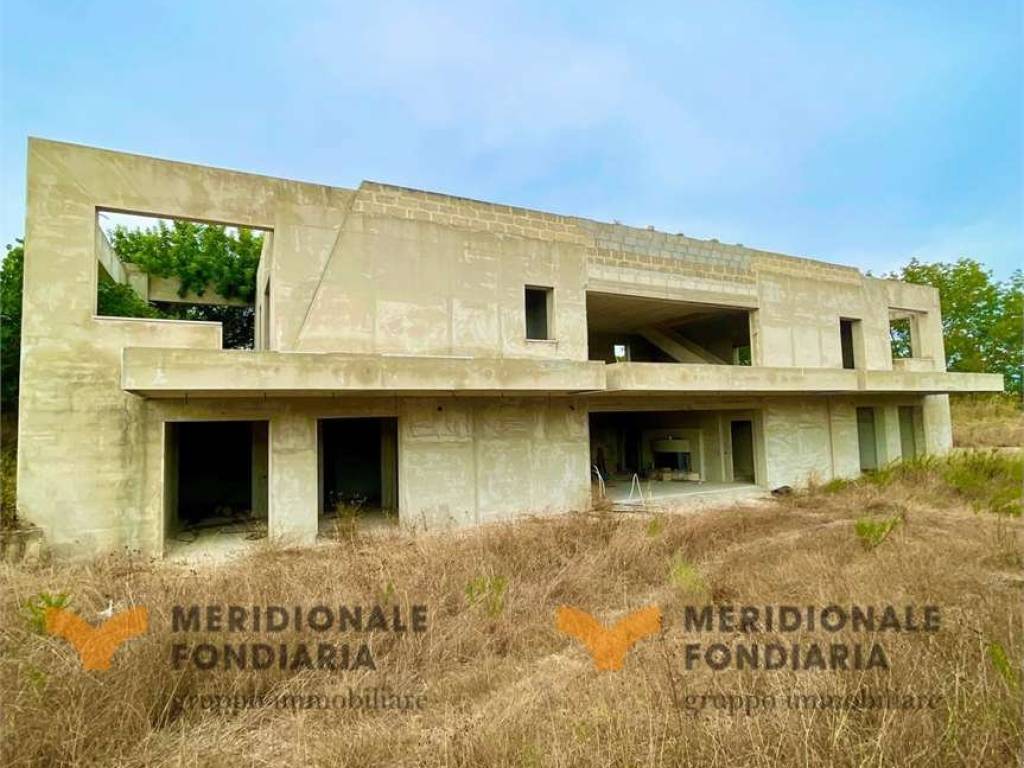 casa indipendente in vendita ad Arnesano