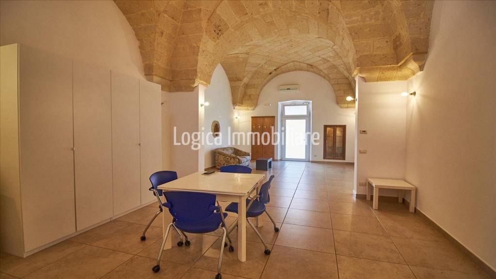 casa indipendente in vendita ad Arnesano