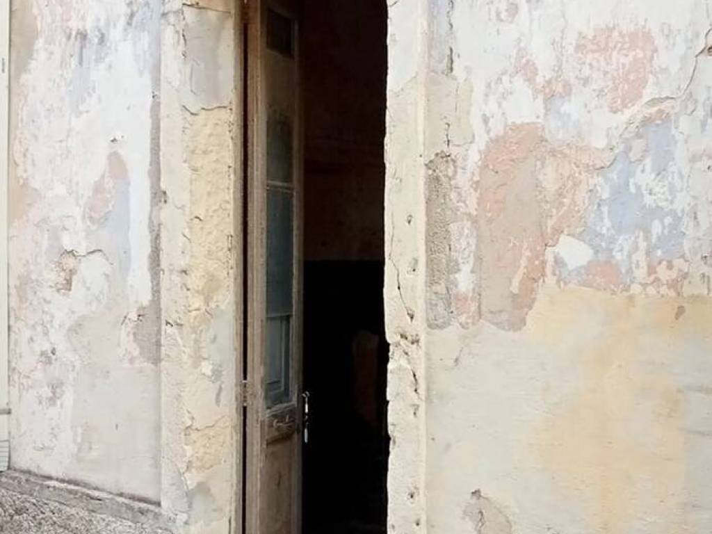 negozio in vendita ad Arnesano