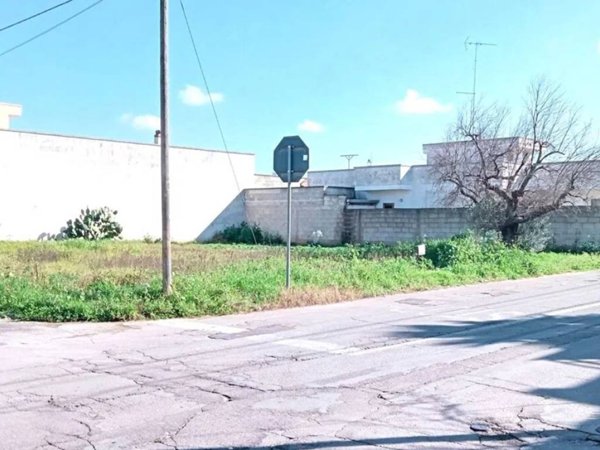 terreno agricolo in vendita ad Arnesano