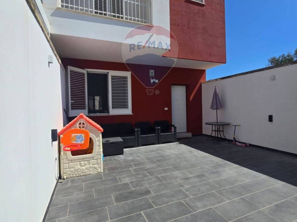 casa indipendente in vendita ad Arnesano