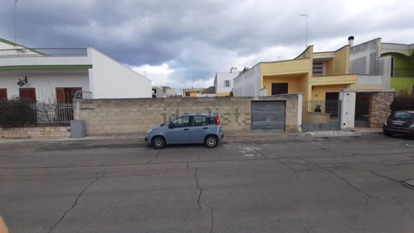 terreno edificabile in vendita ad Arnesano