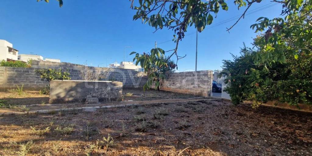 casa indipendente in vendita ad Arnesano