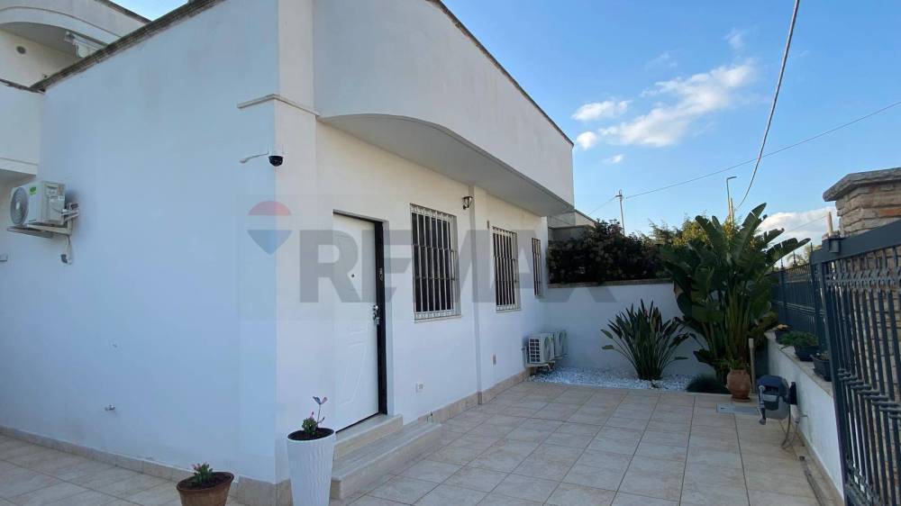 casa indipendente in vendita ad Arnesano