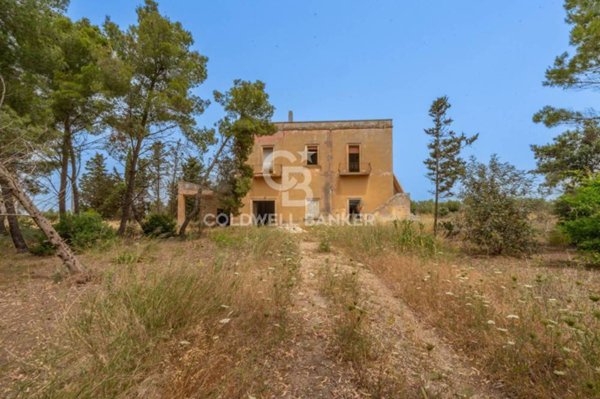 casa indipendente in vendita ad Arnesano