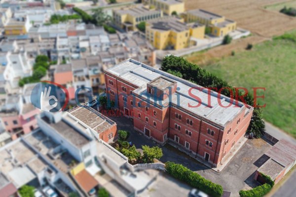 locale commerciale in vendita ad Arnesano