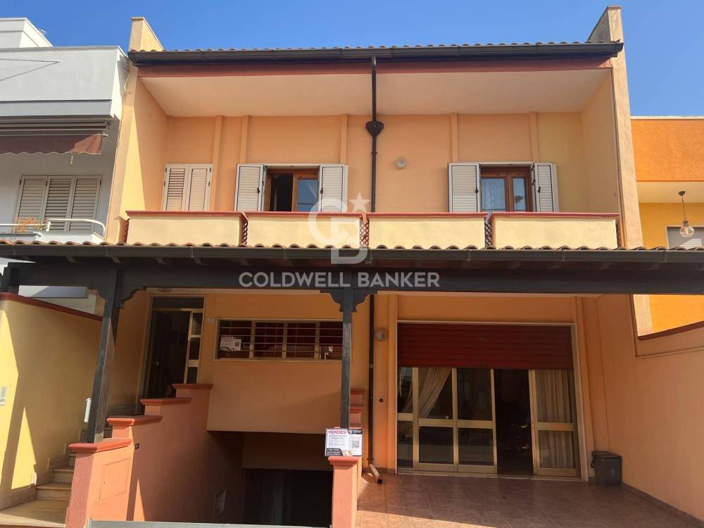 casa indipendente in vendita ad Arnesano