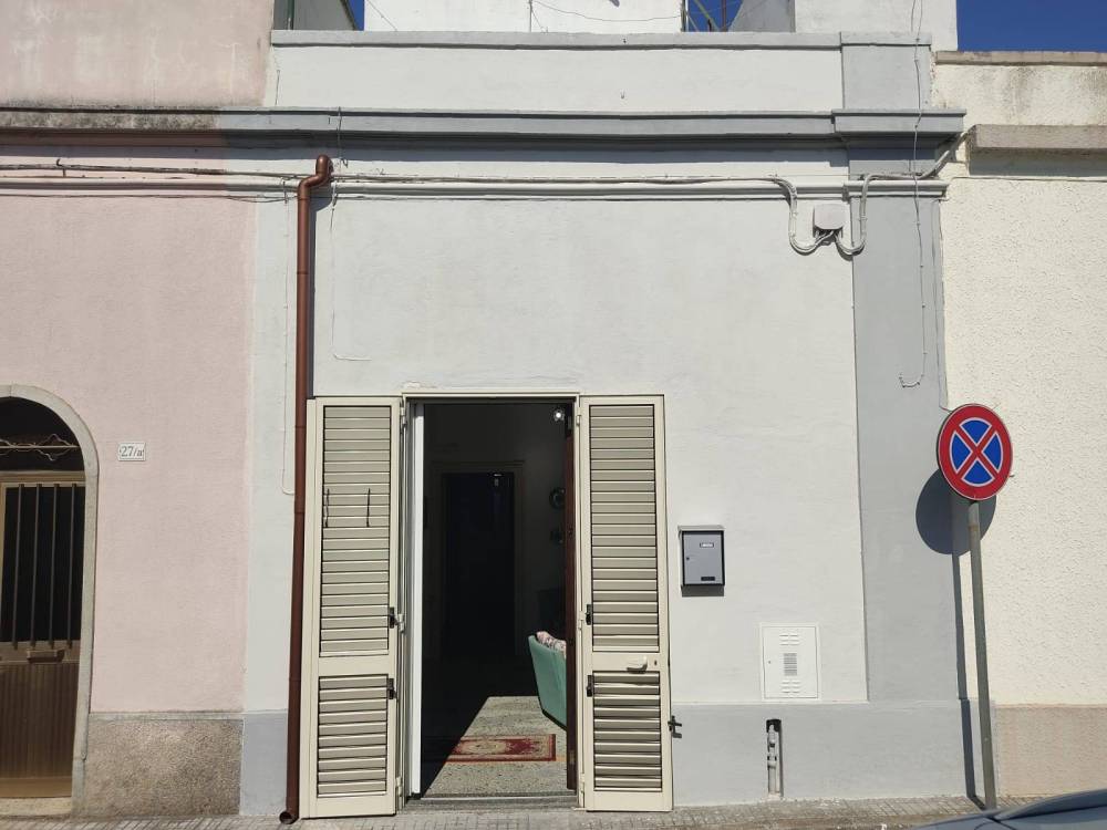 casa indipendente in vendita ad Arnesano