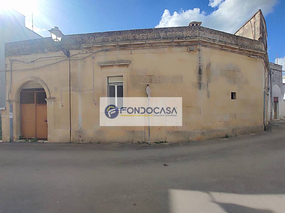 casa indipendente in vendita ad Arnesano