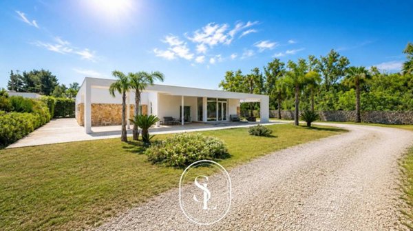 casa indipendente in vendita ad Arnesano