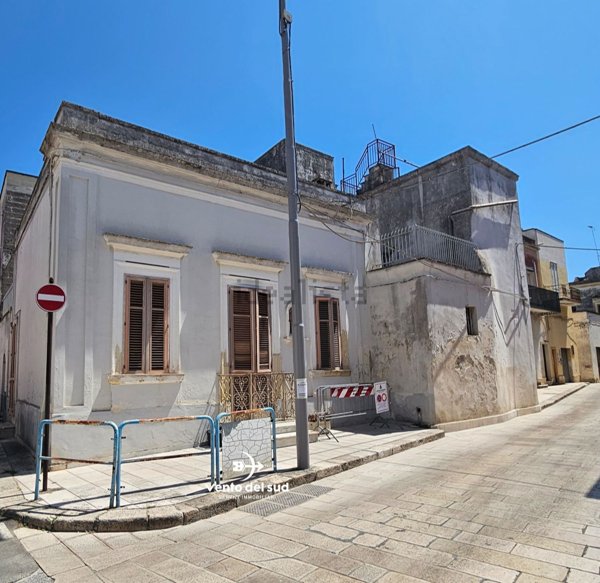 casa indipendente in vendita ad Arnesano