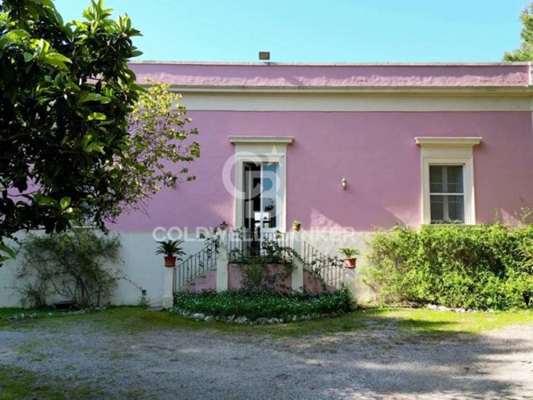 casa indipendente in vendita ad Arnesano