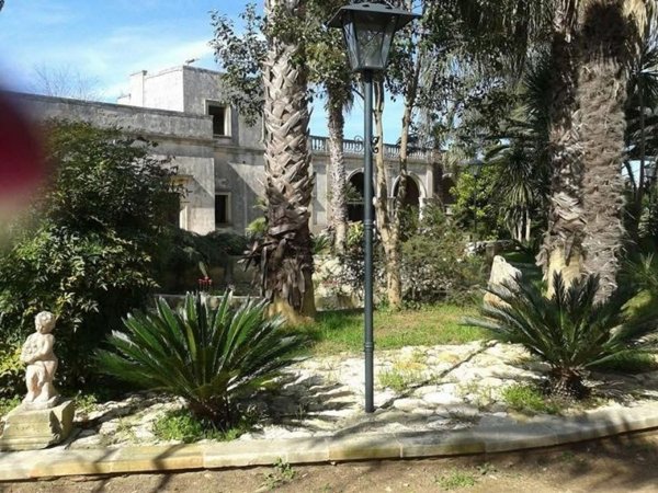 casale in vendita ad Arnesano