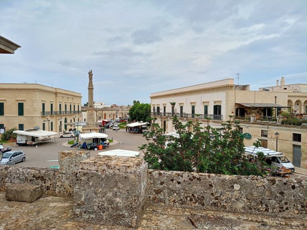 esavano in vendita a Bagnolo del Salento