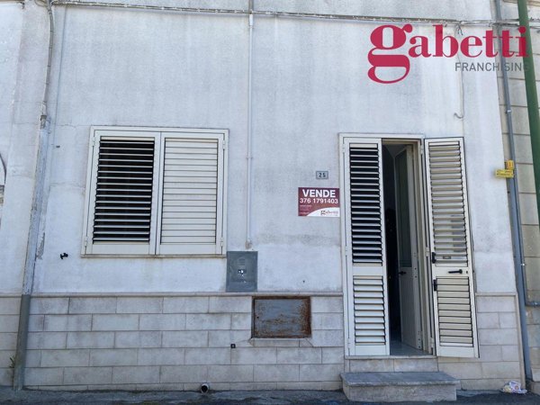casa indipendente in vendita a Bagnolo del Salento