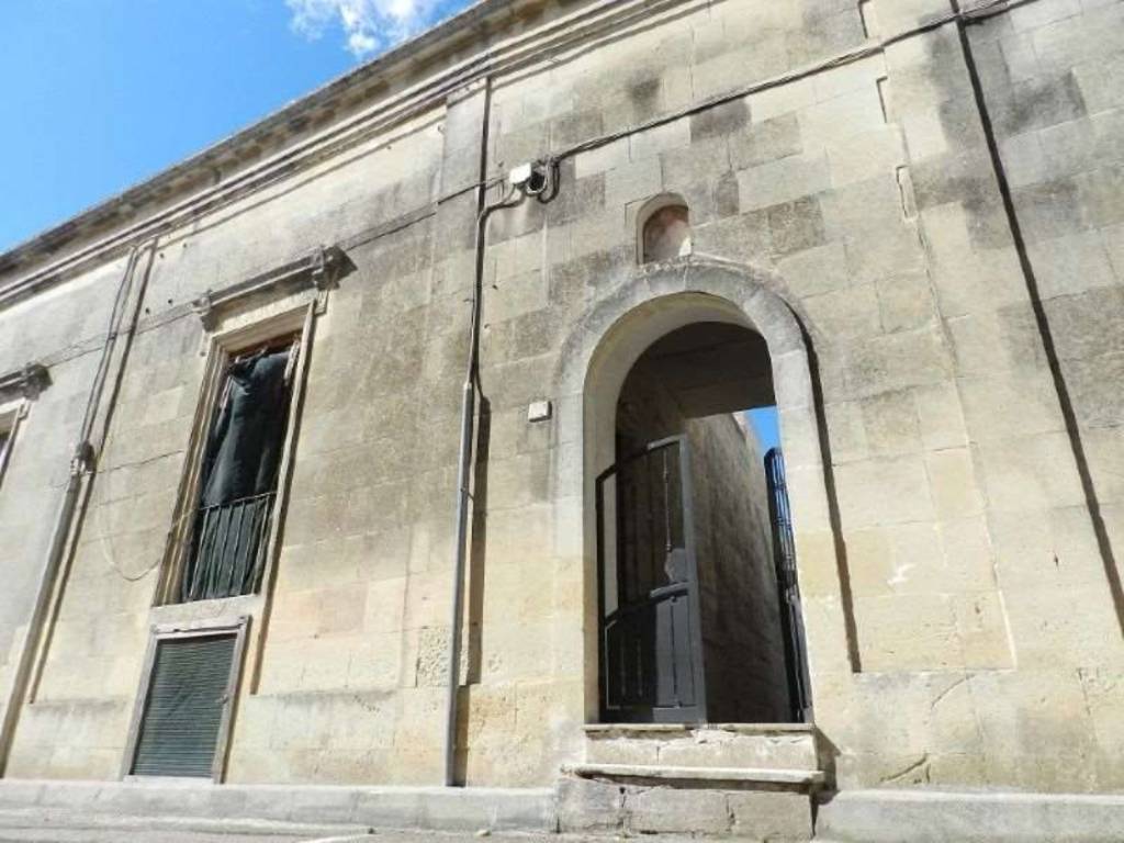 casa indipendente in vendita a Bagnolo del Salento