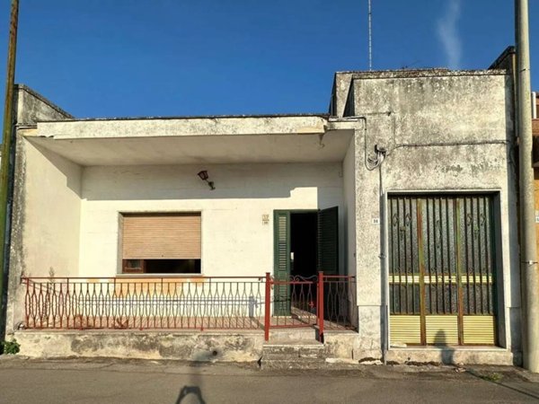casa indipendente in vendita a Bagnolo del Salento