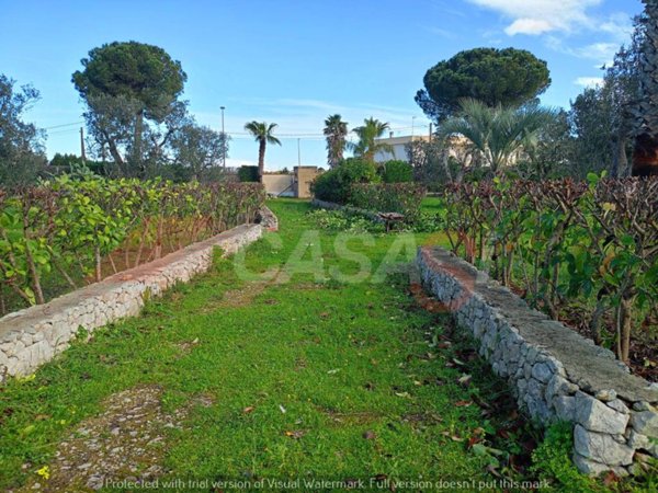 casa indipendente in vendita a Bagnolo del Salento