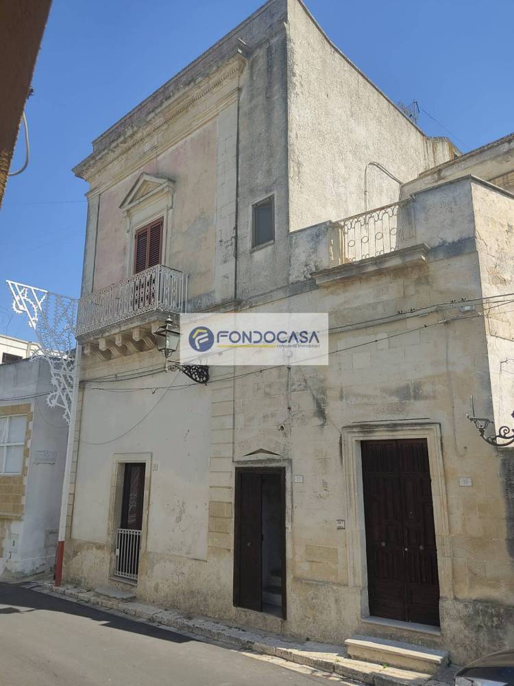 casa indipendente in vendita a Bagnolo del Salento