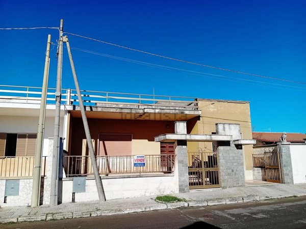 casa indipendente in vendita a Bagnolo del Salento