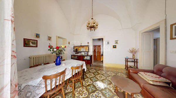 appartamento in vendita a Botrugno