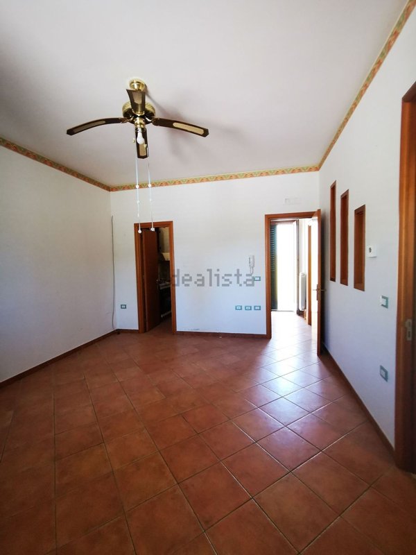 casa indipendente in vendita a Botrugno