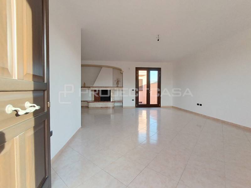 casa indipendente in vendita a Botrugno