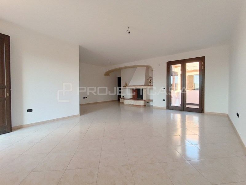 casa indipendente in vendita a Botrugno