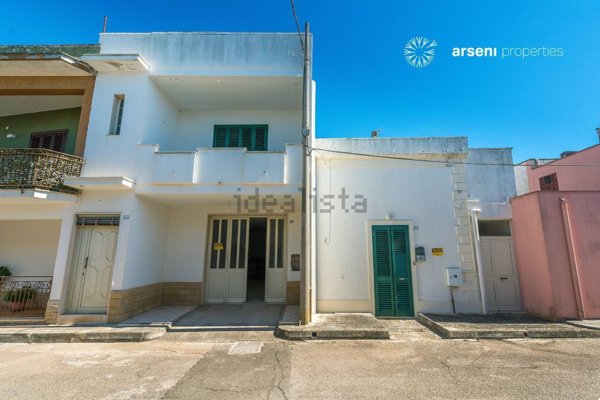 casa indipendente in vendita a Botrugno