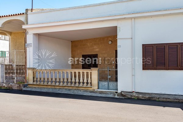 casa indipendente in vendita a Botrugno