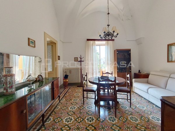 casa indipendente in vendita a Botrugno