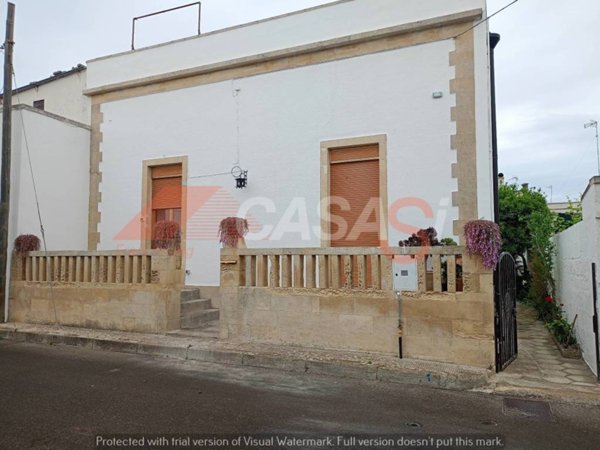 casa indipendente in vendita a Botrugno