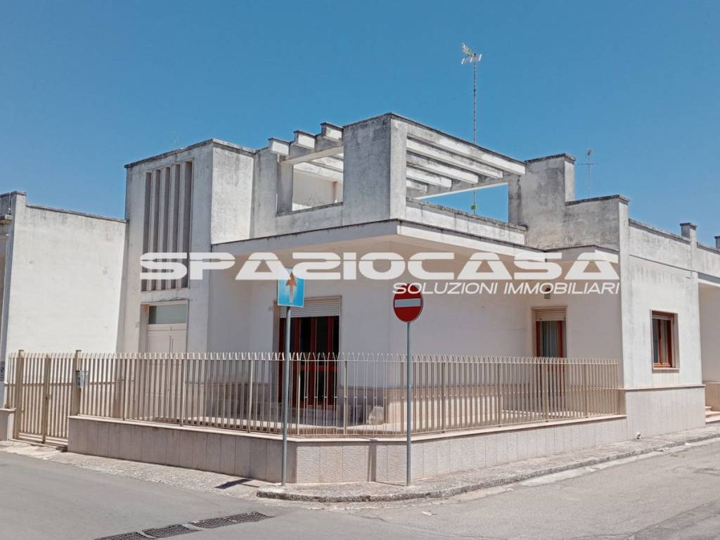 casa indipendente in vendita a Calimera