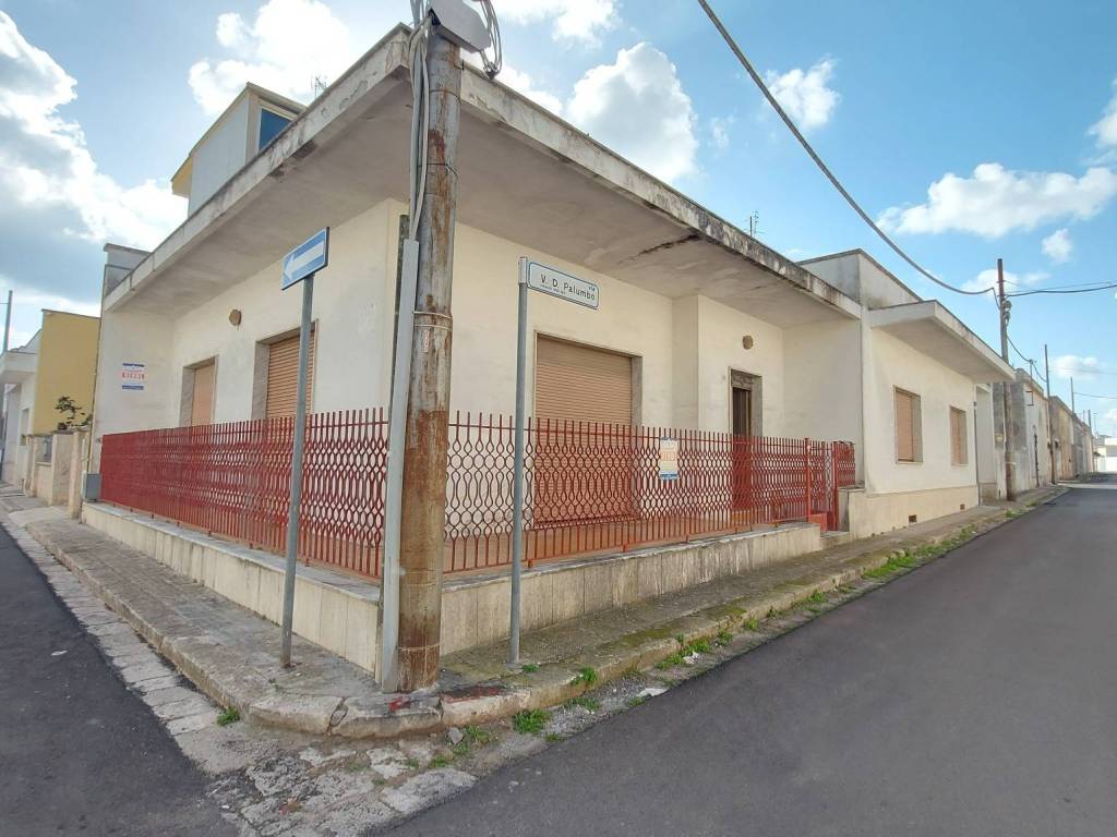 casa indipendente in vendita a Calimera