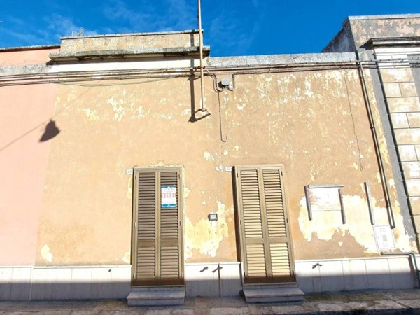 casa indipendente in vendita a Calimera