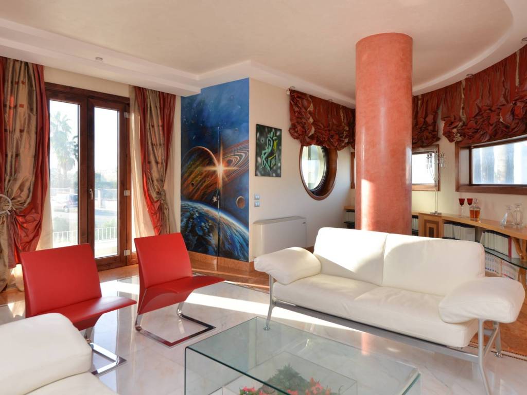casa indipendente in vendita a Calimera