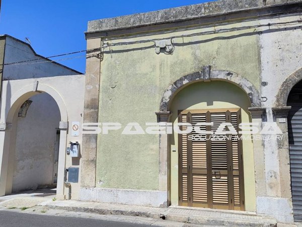 casa indipendente in vendita a Calimera