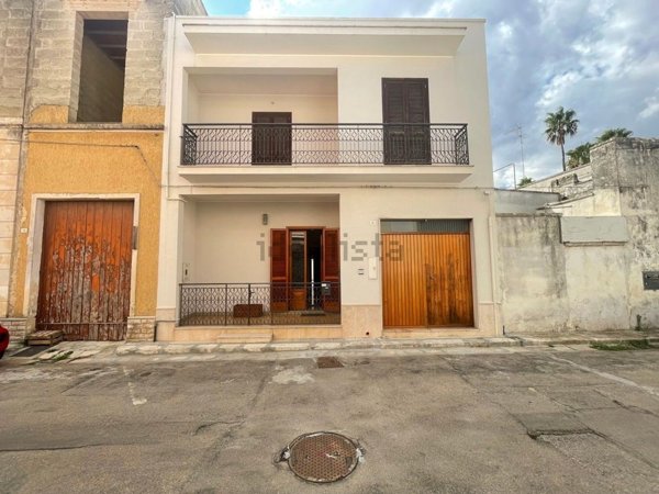 casa indipendente in vendita a Calimera