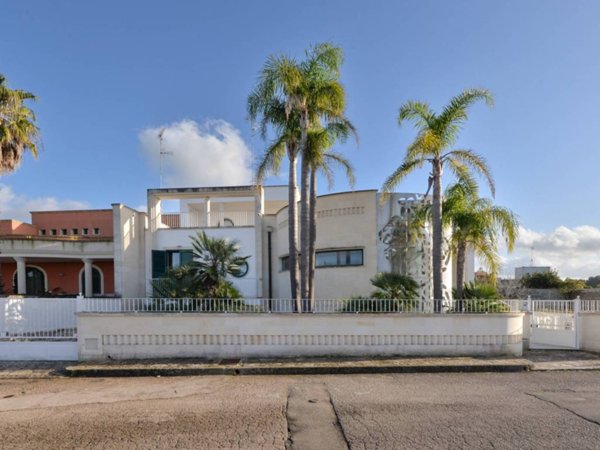 casa indipendente in vendita a Calimera
