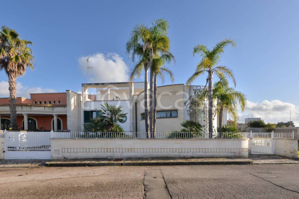 casa indipendente in vendita a Calimera