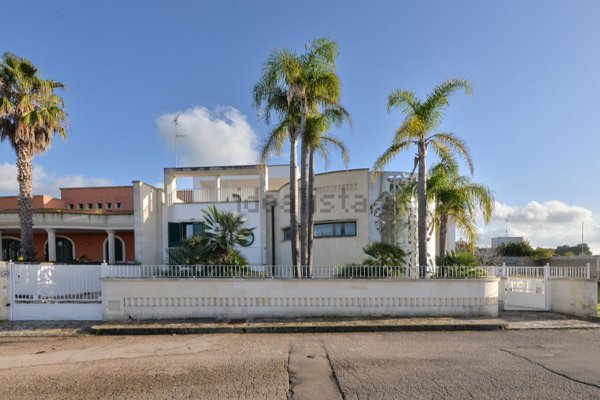 casa indipendente in vendita a Calimera