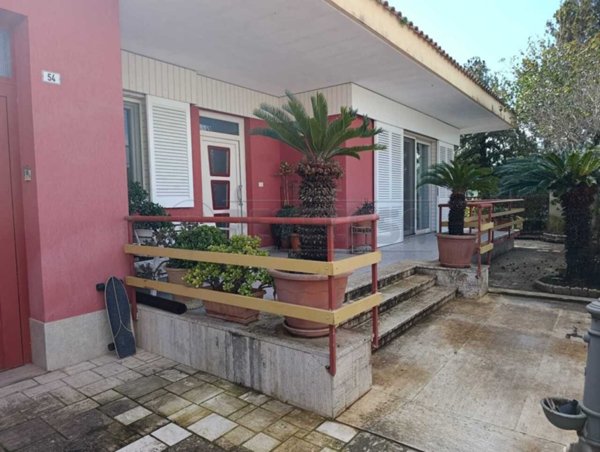 casa indipendente in vendita a Calimera
