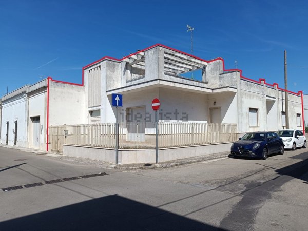 casa indipendente in vendita a Calimera