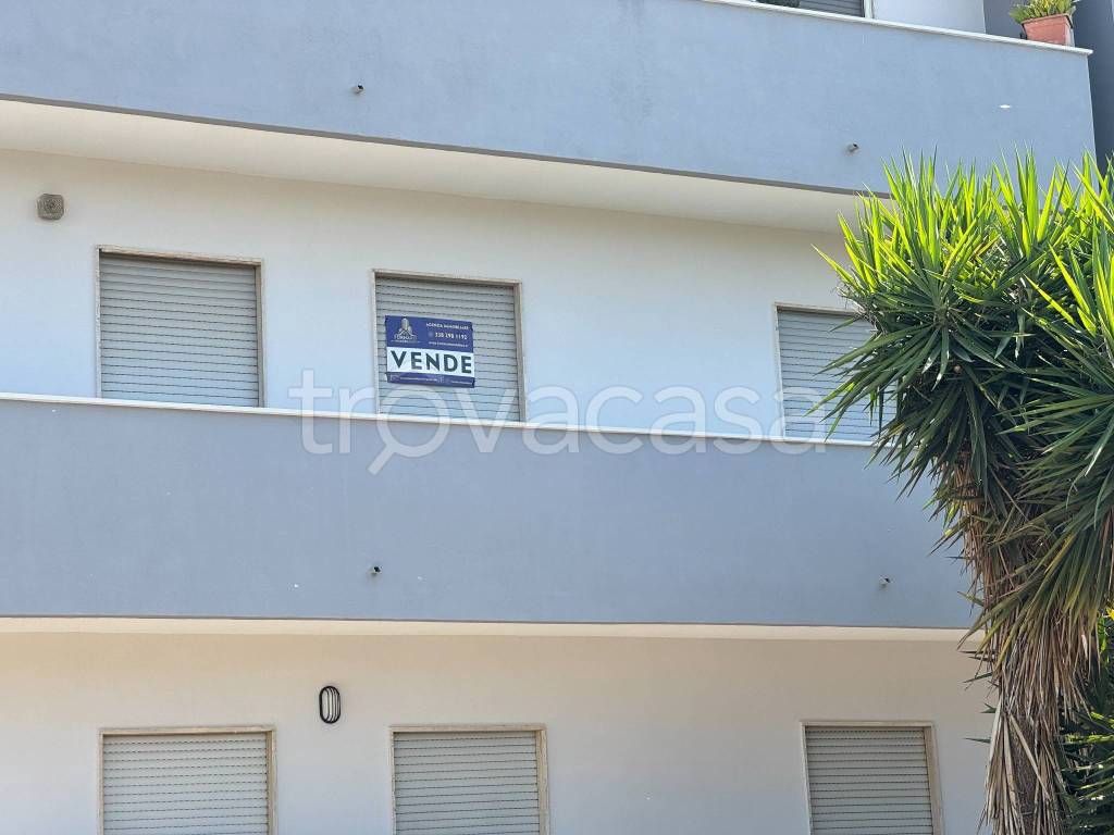 appartamento in vendita a Campi Salentina