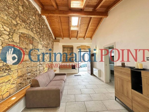 casa indipendente in vendita a Campi Salentina