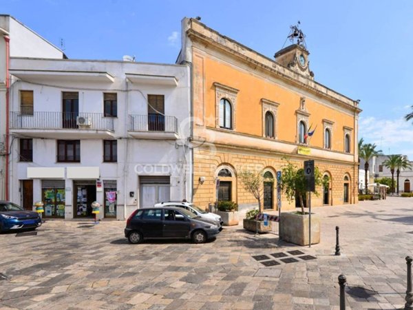 intera palazzina in vendita a Campi Salentina