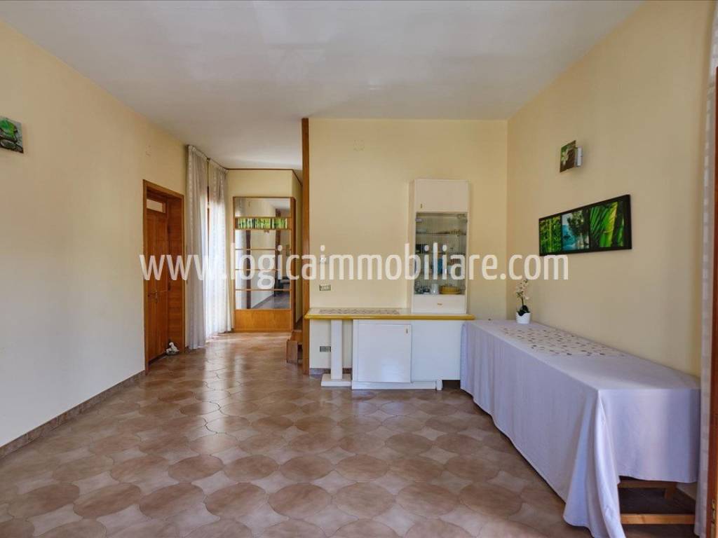 appartamento in vendita a Campi Salentina