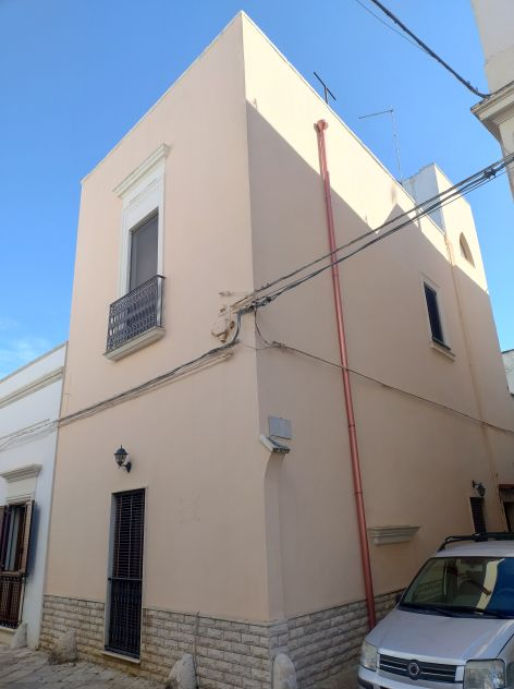 casa indipendente in vendita a Campi Salentina
