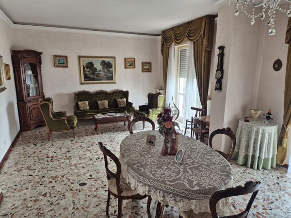 appartamento in vendita a Campi Salentina