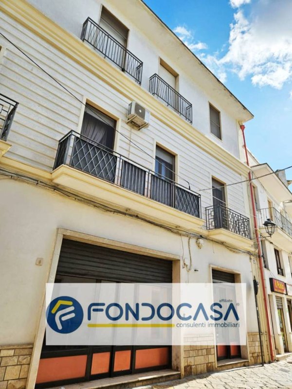 casa indipendente in vendita a Campi Salentina